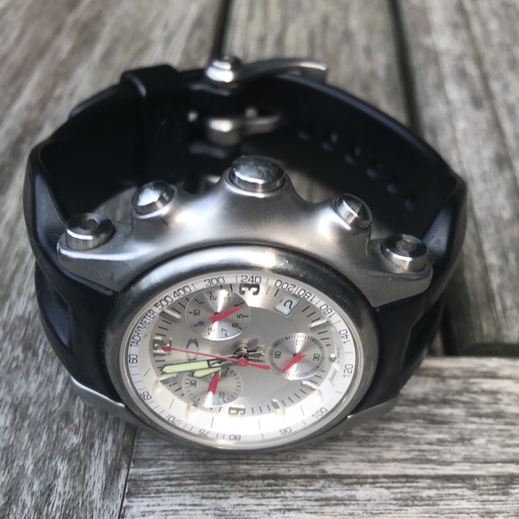 Oakley Men’s watch - Picture 2 of 3